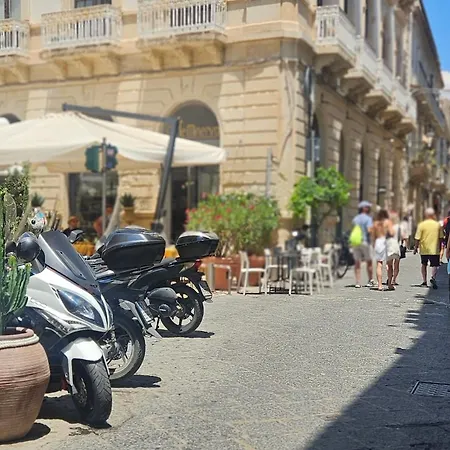 بيت للعطل Casa Giulia & Al Duomo